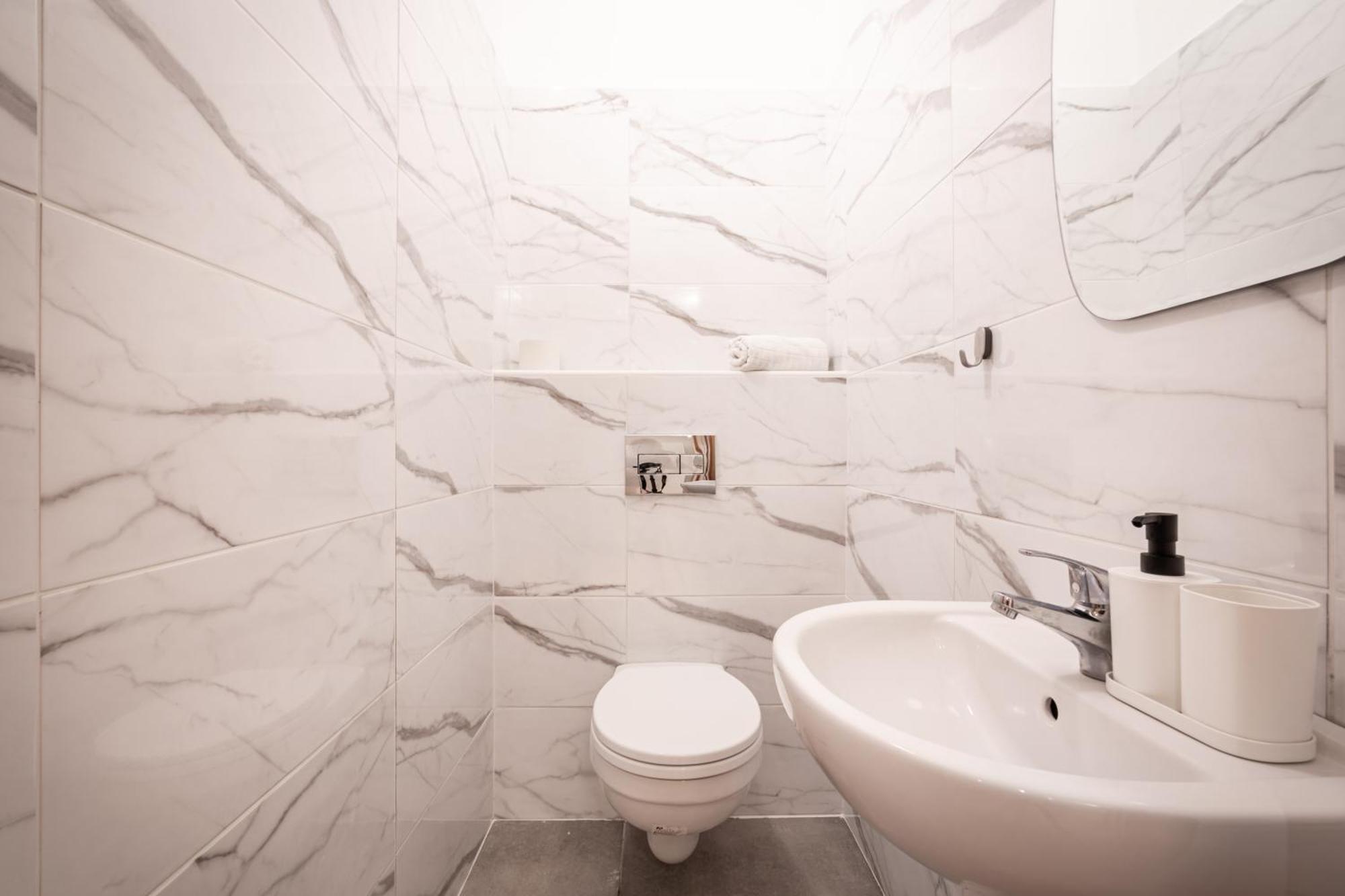 H9- Boutique Apartments, Best Location, By Bqa Budapeste Exterior foto